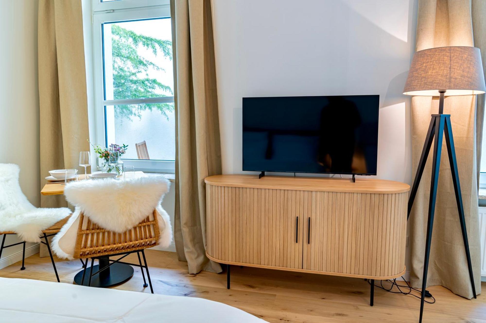 Kapitaenshaus Friedrich Franz - Premium Apartments 200 Meter Vom Strand Und Alten Strom Росток Экстерьер фото