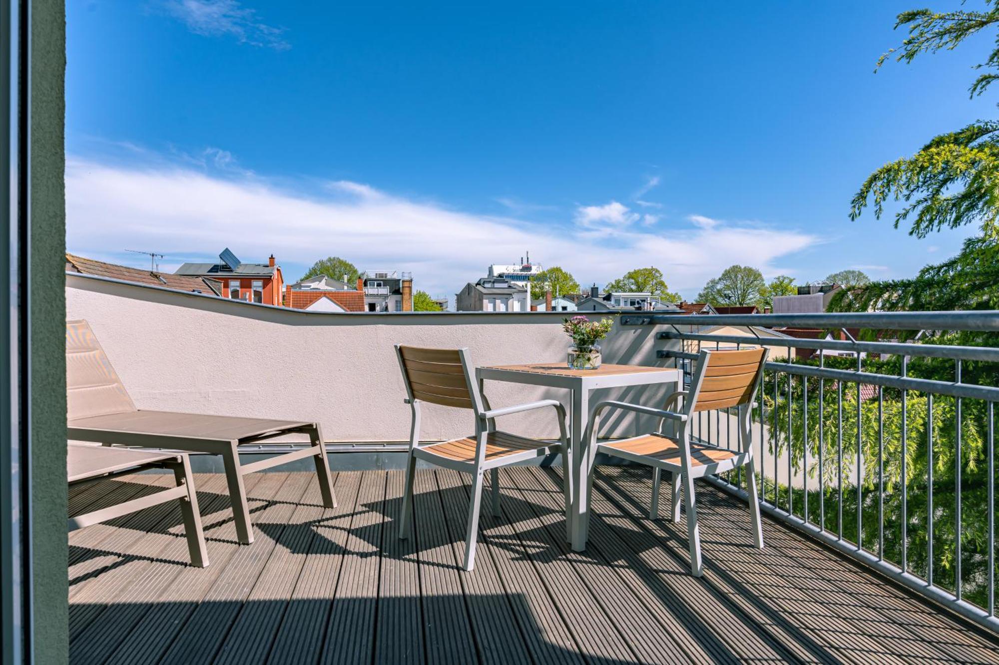 Kapitaenshaus Friedrich Franz - Premium Apartments 200 Meter Vom Strand Und Alten Strom Росток Экстерьер фото
